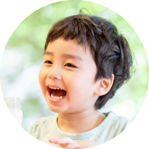笑顔の男の子